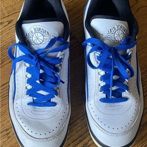 Jordan Men's White Sneakers with Blue Highlights